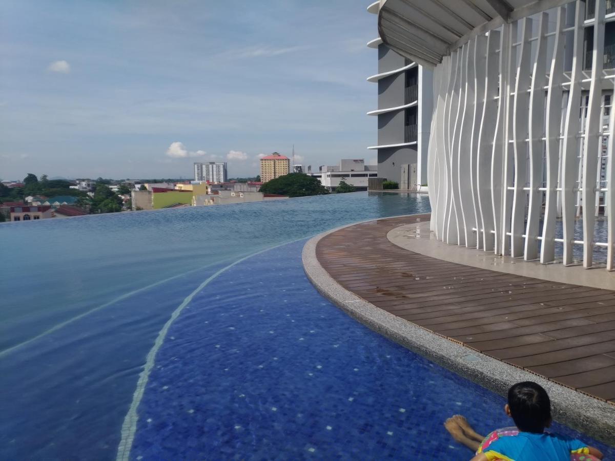 GOLDEN TROIKA KOTA BHARU HOMESTAY -2 bedrooms Buitenkant foto